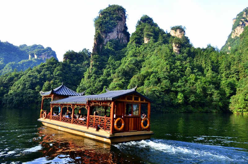 踏上自由之旅——探寻张家界之美