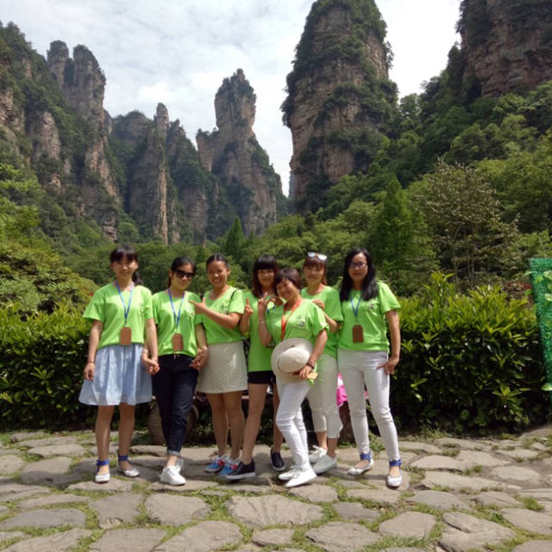 张家界跟团游：探索自然与人文之美
